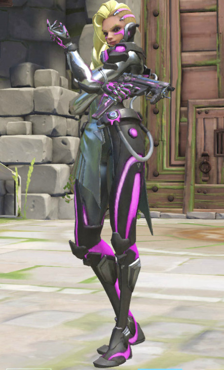 laveuvelacroix:Sombra + Skins