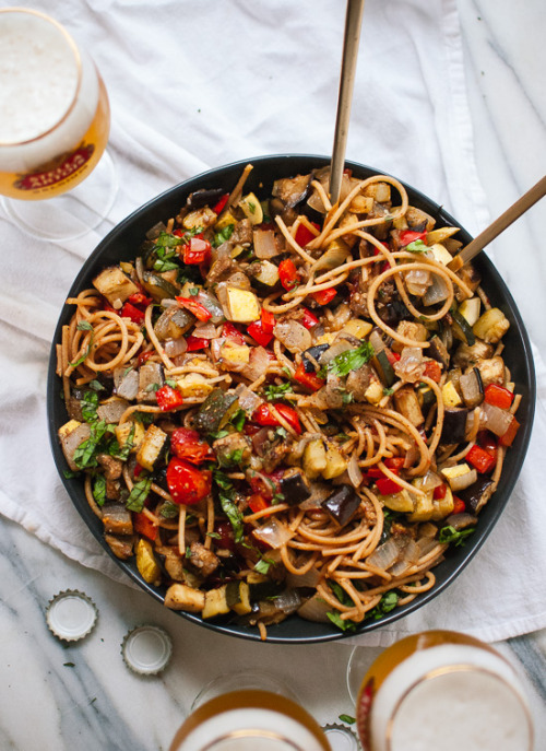 vegan-yums:Spicy Roasted Ratatouille with Spaghetti / Recipe