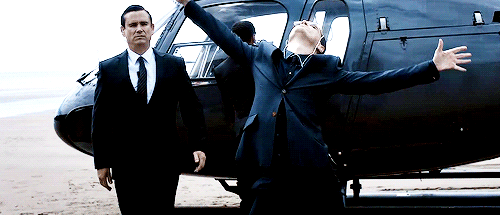 mrthompson221b:I want to make my ringtone “I want to break free”. So, every time someone calls, I ca