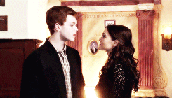 DAILY VAMPIRE ACADEMY