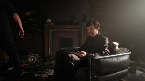 nixxie-fic:07/? - Beautiful S4 pictures of the 221B living room after the explosion - (x)