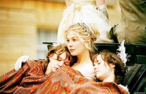 juhutrallala:  Rosamund Pike as Jane Bennet in Pride and Prejudice (2005) 