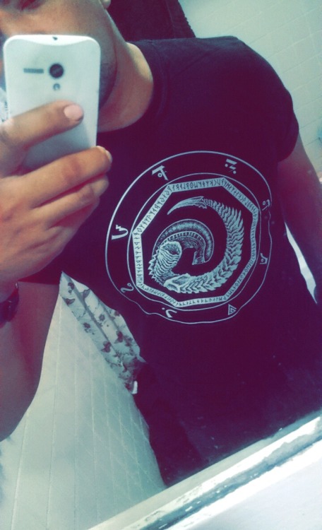 orgasmatr0n: My new Alienagram t-shirt by fuscare is too fucking badass! Get yours at: store.