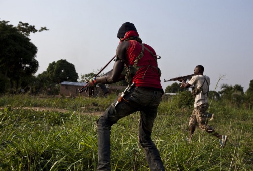 house-of-gnar:Anti-balaka militiamen, who were former members of the Central African Armed Forces (F
