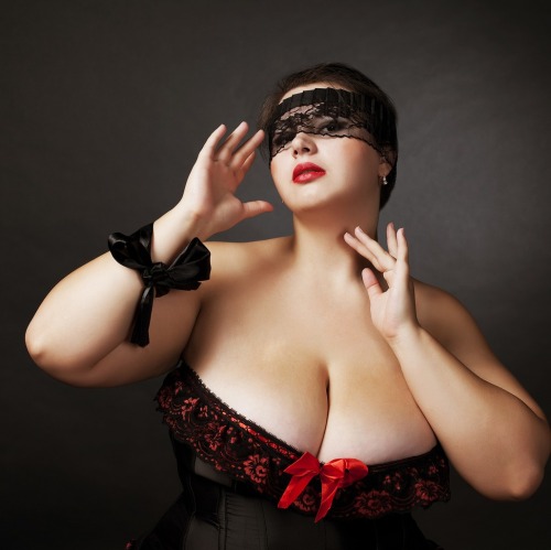 russianfamouscurves: Alexandra Sherbakova, russian curvy plus size model