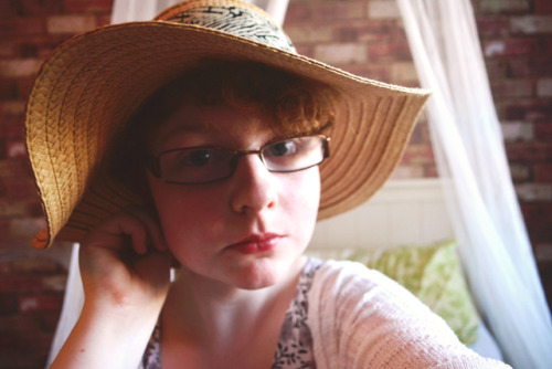 for someone who thinks selfies are Good I sure don’t take anybut I got a new hat & lipstick rece