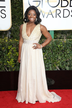 Celebsofcolor:  Simone Biles Attends The 74Th Annual Golden Globe Awards At The Beverly