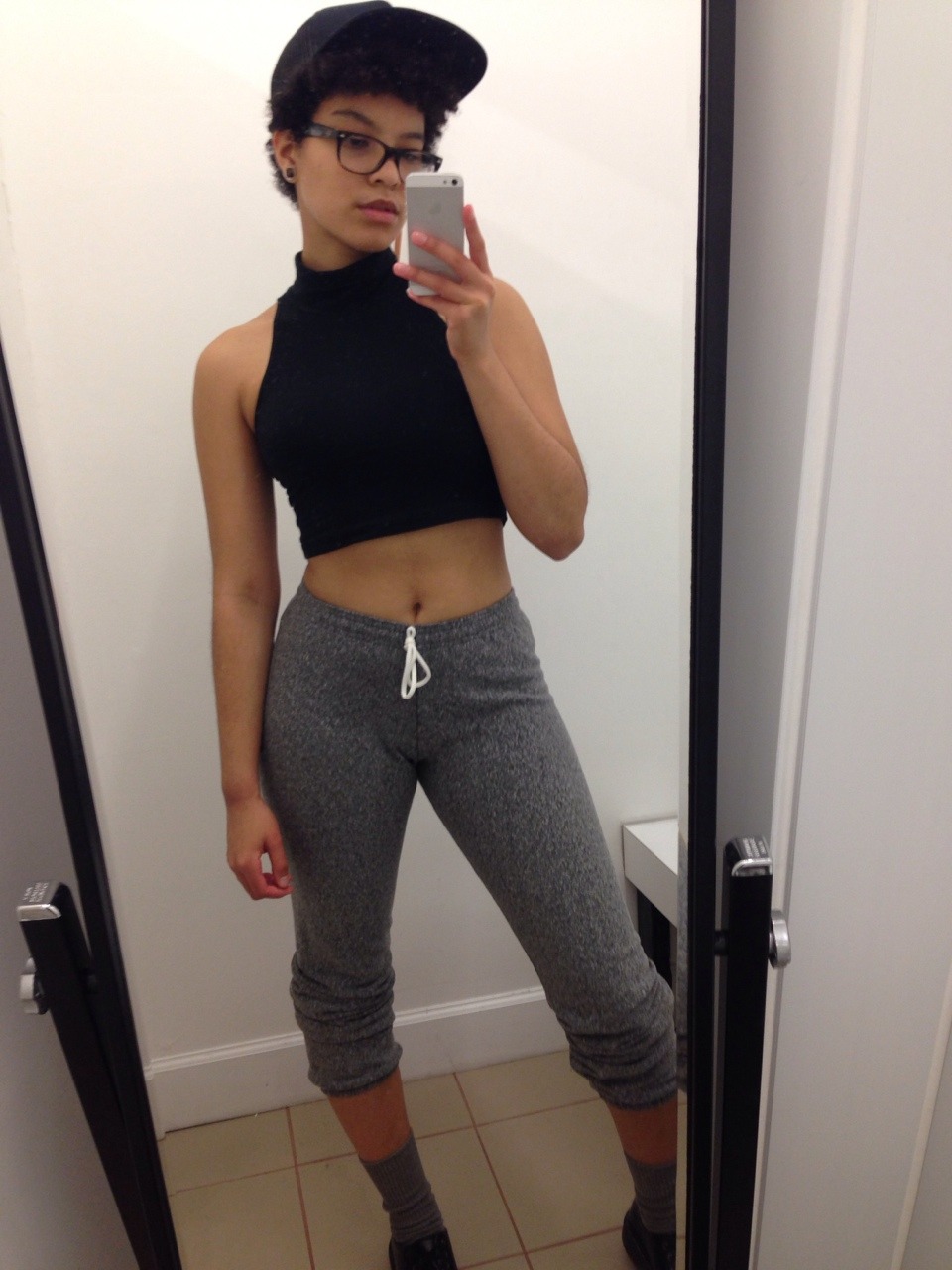 nirv-asana:old selfies I never posted and now wonder why I didn’t??