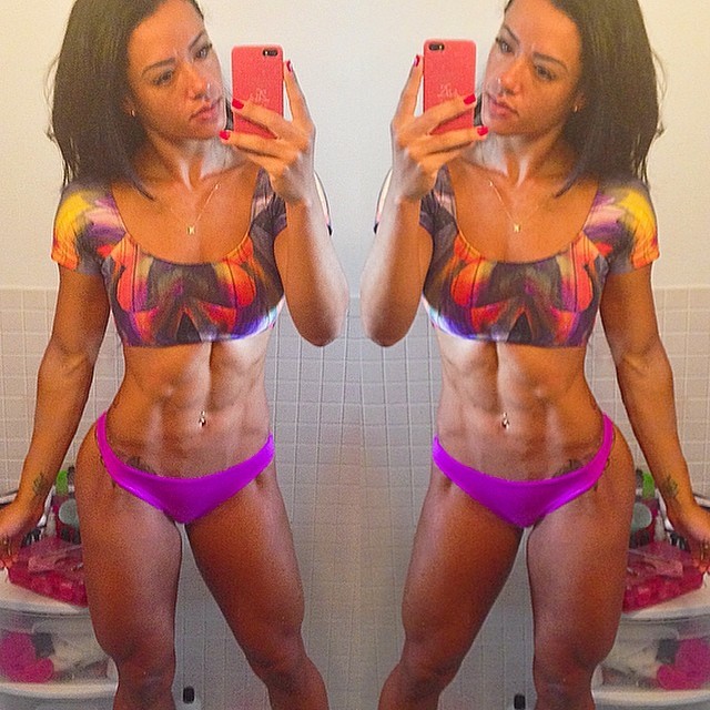 femalehardbodies:  Sue Lasmar Height: 5’7.5″ Weight: 150lb Born In: May 24th,