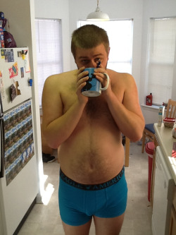 adiposexxxl:  ohyeahbelly:  looks like his