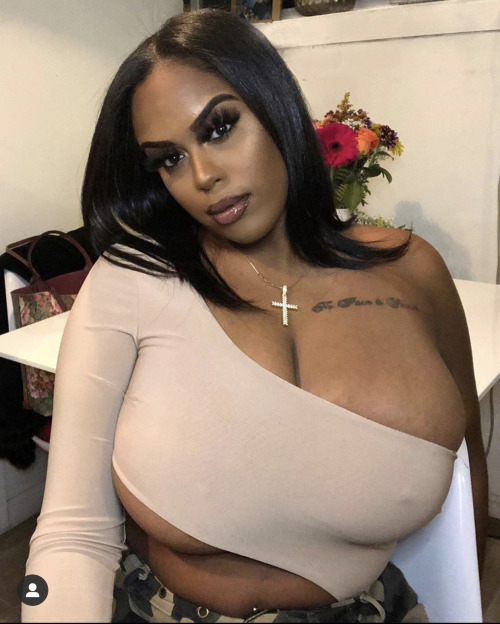 bigasssmasher79: