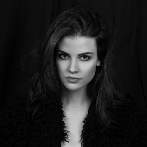 ridiculouslybeautifulwomen1: Kelleth Cuthbert, by Daniel Ivorra