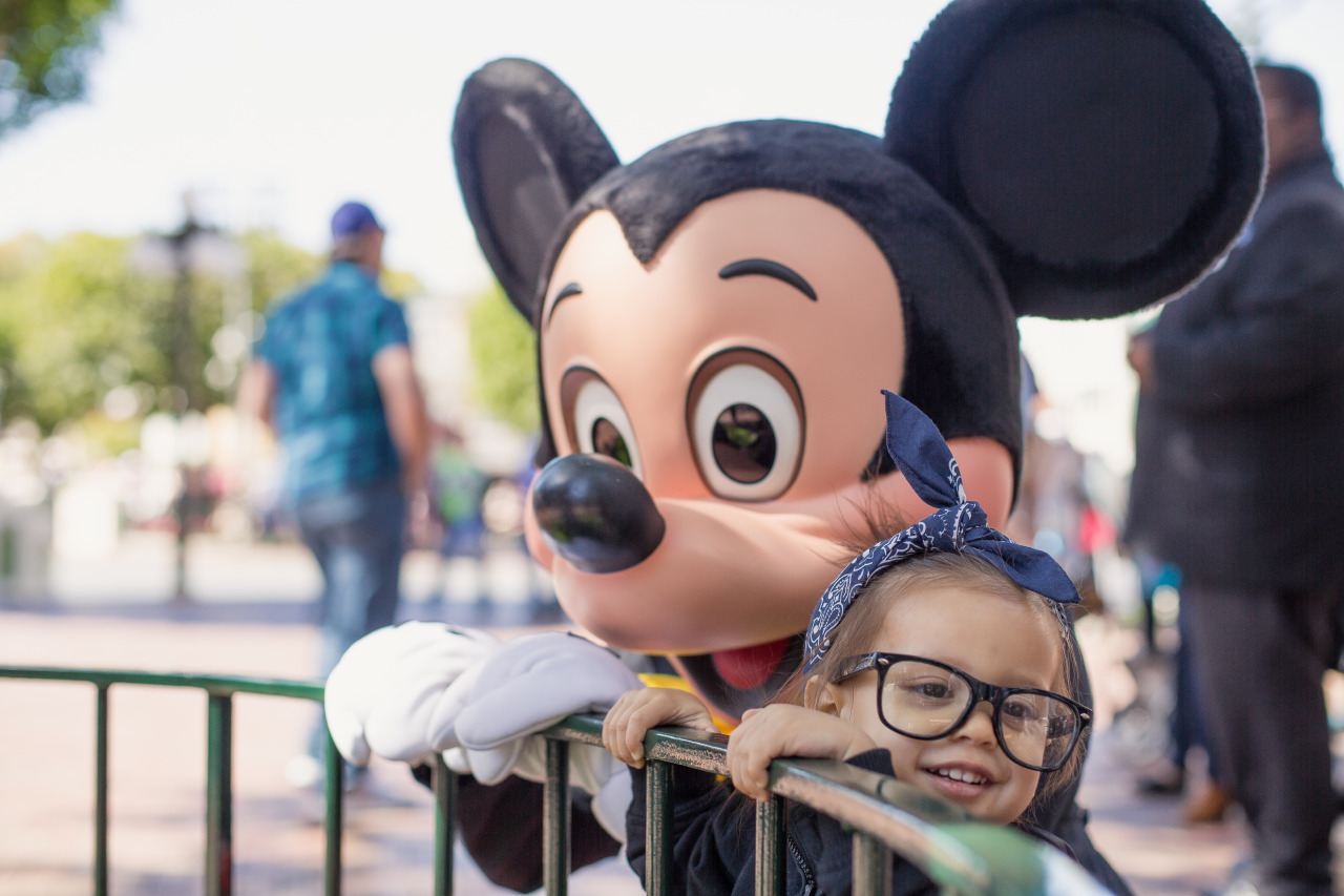 kidsraisingkids:  Today was one of Ashtyn’s most memorable visits to Disneyland.