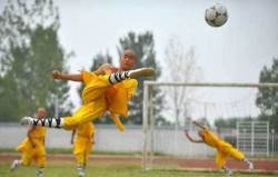 classicalchinastyle:  OMG! KUNG FU FOOTBALL IS COOL! Awesome Shaolin Football lets you know more about Shaolin Kung Fu and monks’ life. Tai Chi Uniforms and feiyue shoes canada is the No.1 choice to Shaolin monks. Reblog, INSTANT FOLLOW BACK. Let