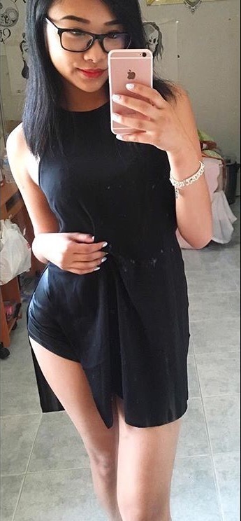 sgleak:  SG girl very cute and big boobs leaked wears sexy photos