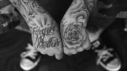 trulyblessedandhigh:  So truly love phora