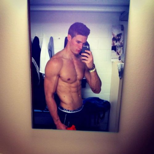 lockethelockedboy.tumblr.com/post/140085033513/
