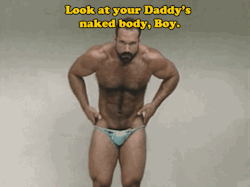 nevertoohairy:  Do you like naked hairy daddies? 