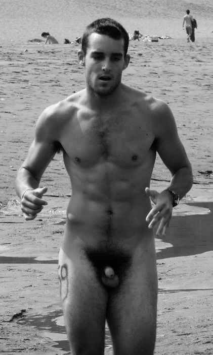 toineaunaturel:  naked run
