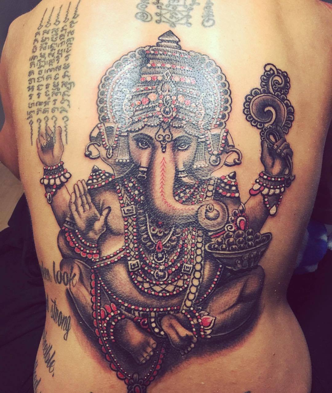 I&rsquo;m finished for today ❤️ I love it .. Thank you @tiborvogelart ❤️