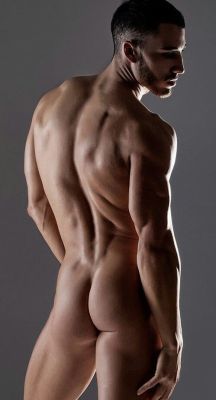 bordjack:  studiotje:  PERFECT ♂ BEAUTY