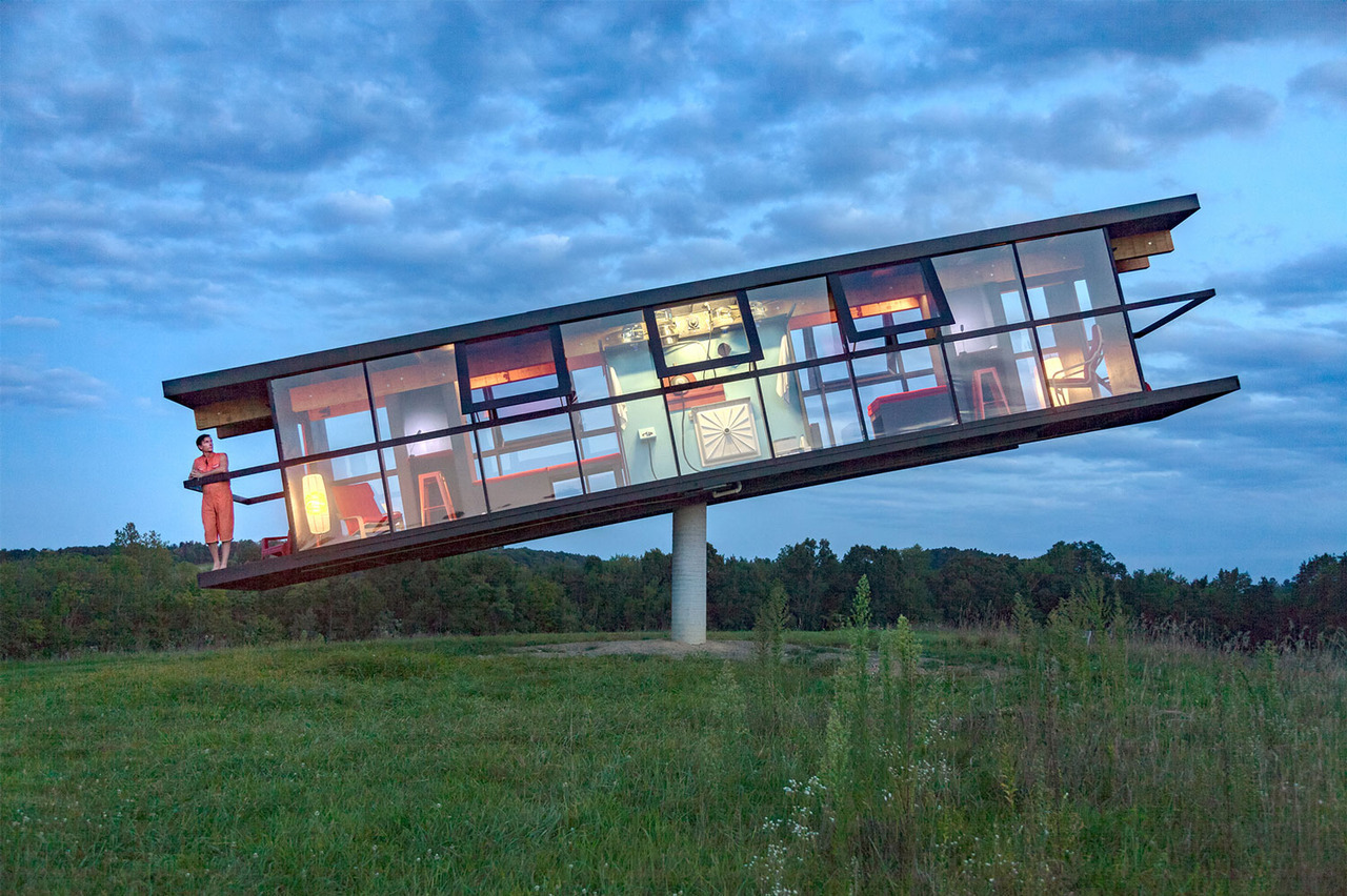 darkinternalthoughts:  my-wanton-self:  itscolossal:ReActor: a Tilting House That