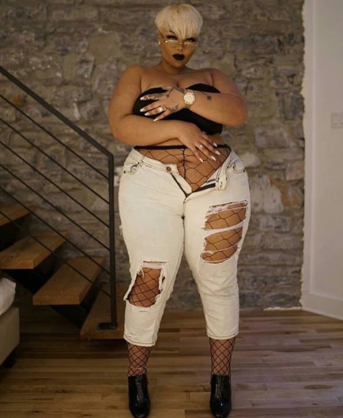 shaadayy:  royaltyzfinest:  Why is she so damn fierce.  Bihhhhhhh