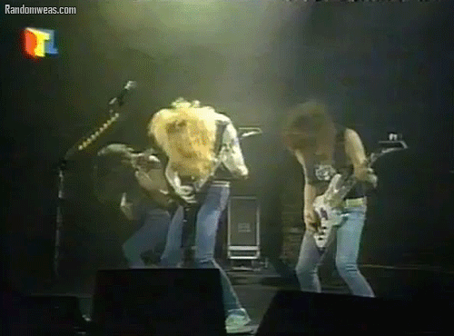 randomweas:  Megadeth - Devil’s Island (Live In Essen 1988) (X) - para malditoampli 