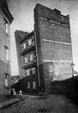 semioticapocalypse: Jan Brunon Bułhak. Leaning Tower, Pomorze. 1938  [::SemAp Twitter || SemAp::] 