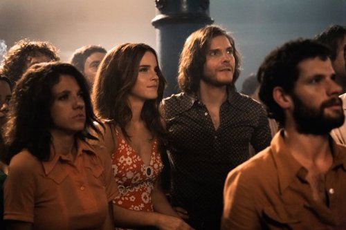 NEW pictures of Emma Watson & Daniel Brühl in Colonia.