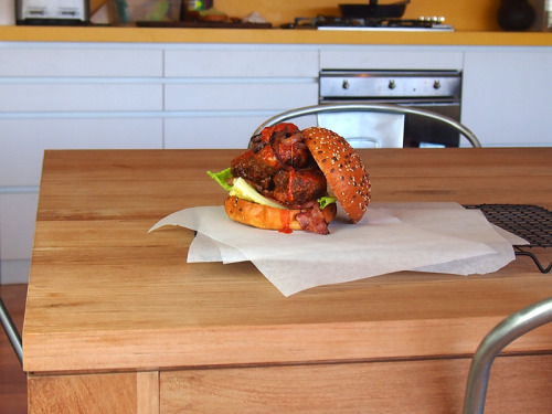 the-burger-dude:  italian rustic meatball burger with bacon, grilled spanish onion and mozzarella cheese. 