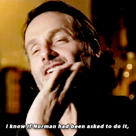 reedusgif:  Andrew talking about the episode “Thank You”