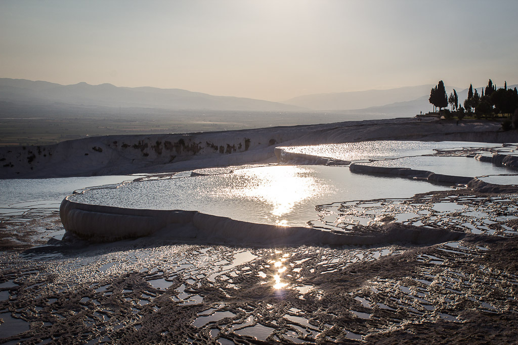 sixpenceee:    The Pamukkale Rock Pools in Turkey    The natural rock pools in Pamukkale,
