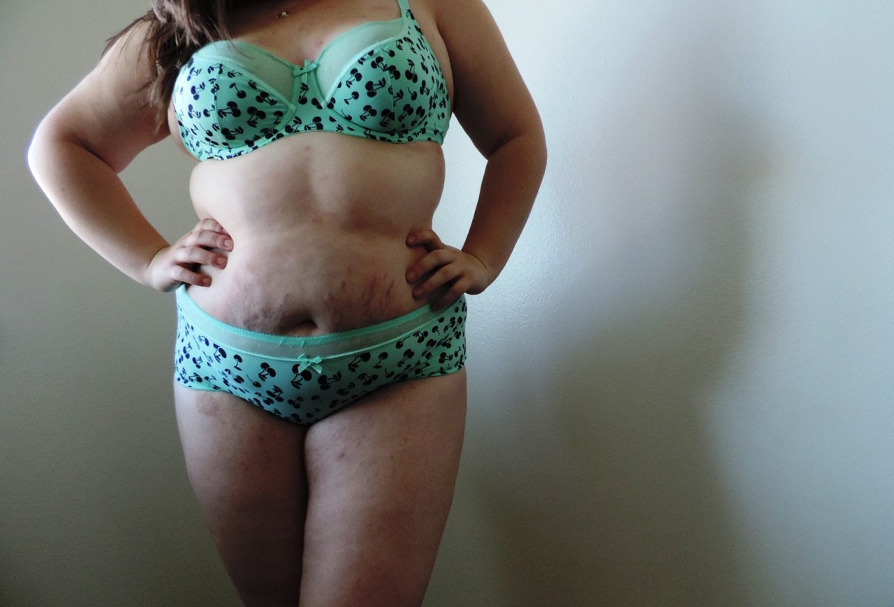 lingeringkisses:  Birthday sets on me!