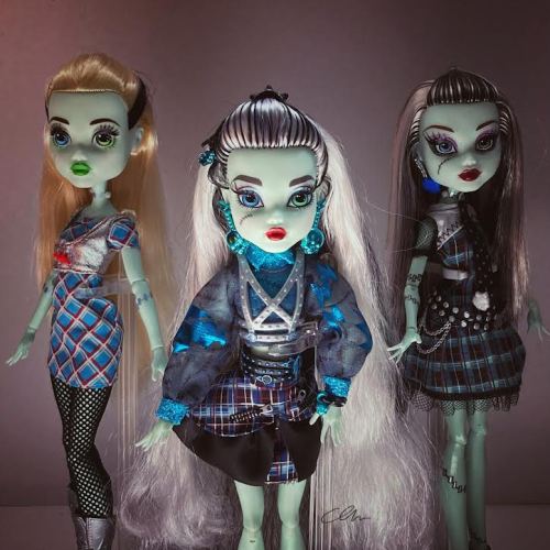 cryptoriascollectiblog: Frankie’s come a long way. I can’t wait to see her new playline dolls!