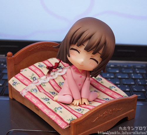 Nendoroid Nadeko Sengoku! plus Nendoroid More: Dress-up Pajamas!