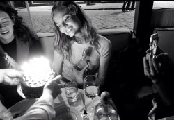 heartoche:  topmoss:  thotfox:  Magdalena celebrating her birthday  Omg babe  how awesome it must be to be so pretty 