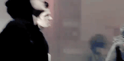 waysmikey:  allywayurie asked ○ my chemical romance vs twenty one pilots 