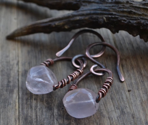 New hangers in my shop♥savaged quartz and recycle solid copper♥