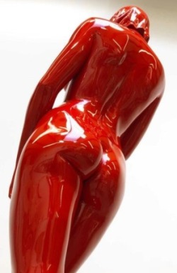 rubberdollowner:  ttp://rubberdollowner.tumblr.com Doesn’t this adorable rubber doll look like it was hand dipped in a pot of latex?  Quite delectable.