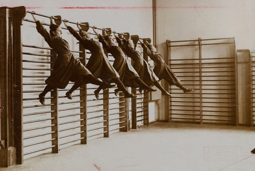 Introduction of swedish gymnastics for women, 1905-1910. Hamburg, Germany. Photography Heinrich Hama