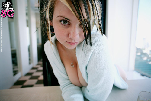 adailydoseofquinne:  Quinne Suicide