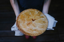 delta-breezes:  A Harvest Dinner | Lean &amp; Meadow