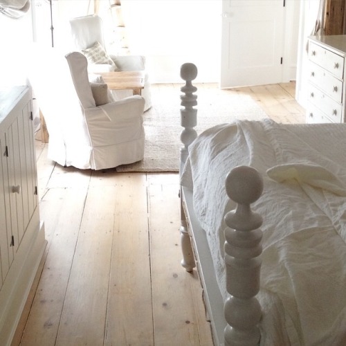 modest bedroom Pinterest • The world’s catalog of ideas www.pinterest.com