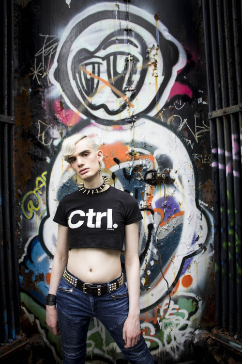 #CTRLALTCOMPLETE a #cyberpunk photoshoot ⚡️☠️ PT. I: DEGRADATION ☠️⚡️: http://jessfrom.online/: http