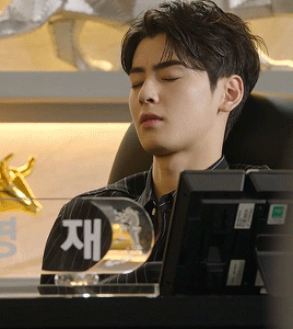 asterocky:Eunwoo in ep. 14 of The Best Hit