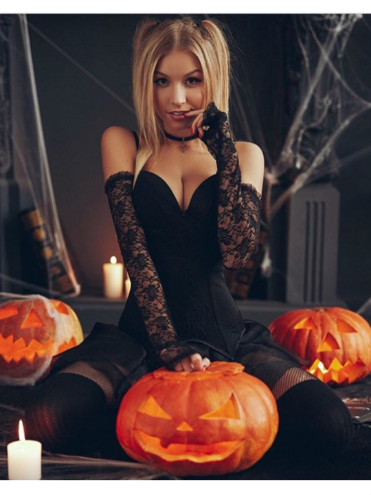 XXX groovyscooter:  Happy Halloween from Killer photo