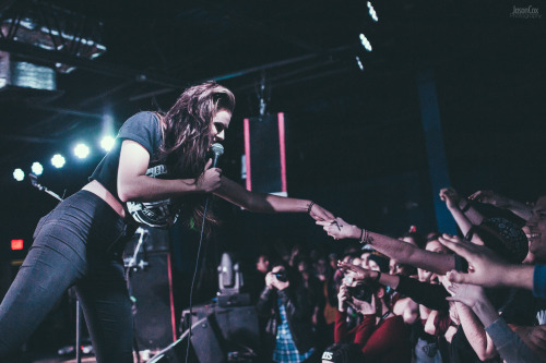 jasoncoxphotography:  PVRIS Clifton Park, NY cc: lynngvnn // thisispvris 