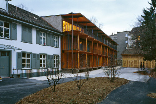 subtilitas:  Herzog & de Mueron - Apartment building along a party wall, Basel 1988. Photos © Margherita Spiluttini. 