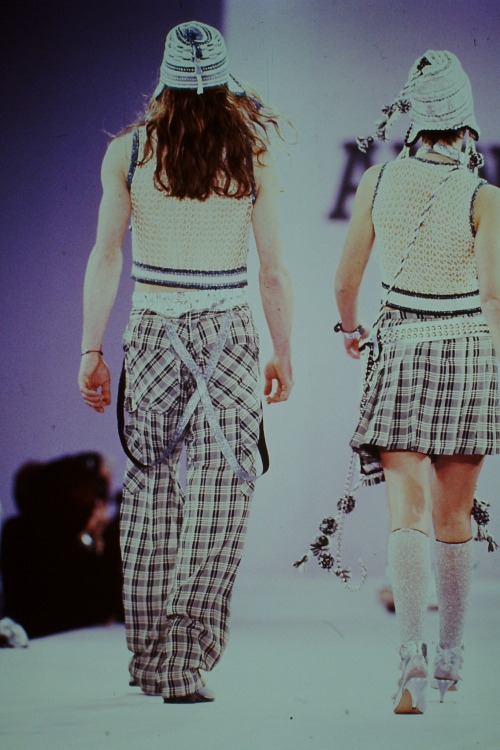 prettygirlformula:anna sui ready-to-wear ss 1994 <333